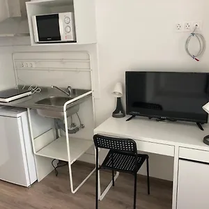 omega-apartments-budapest.inbudapesthotels.com/