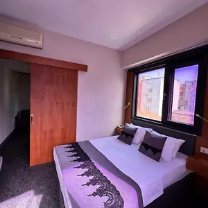 black-art-otel.istanbul-turkeyhotels.com/